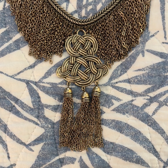 Chico’s statement necklace - Picture 2 of 3